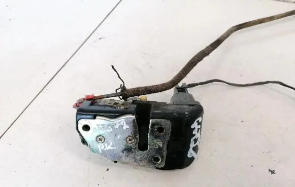 Chrysler Voyager Front door lock