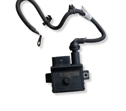 BMW 5 F10 F11 Glow plug pre-heat relay 7800156