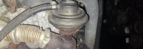 Peugeot 406 EGR valve