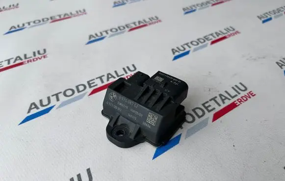 BMW 5 F10 F11 Glow plug pre-heat relay 8570087 7822098 12218570087