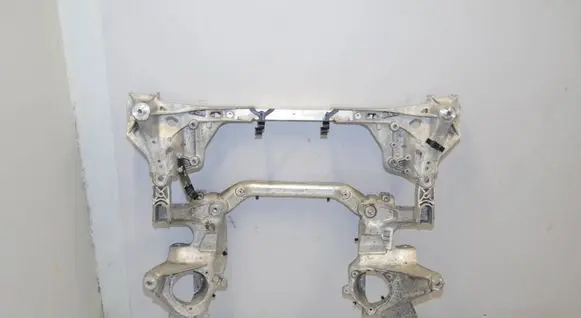 BMW 5 G30 G31 G38 Front subframe 6887340 31106887340 6861104