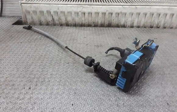 Volvo S60 Front door lock
