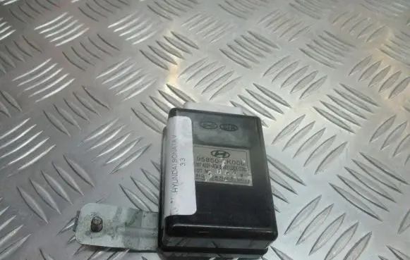 Hyundai Sonata Other devices 95850-3K000