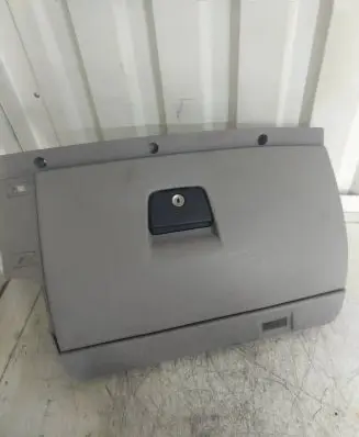 Volvo V50 Glove box 8626141 3865