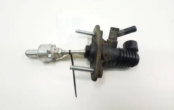 Toyota RAV 4 (XA40) Clutch master cylinder 3142042060