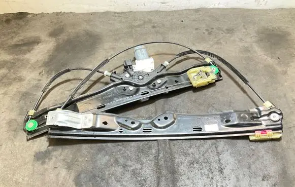 Land Rover Discovery Sport Front door electric window regulator FK7223200AB C26570100 00Z8ZZ4M1