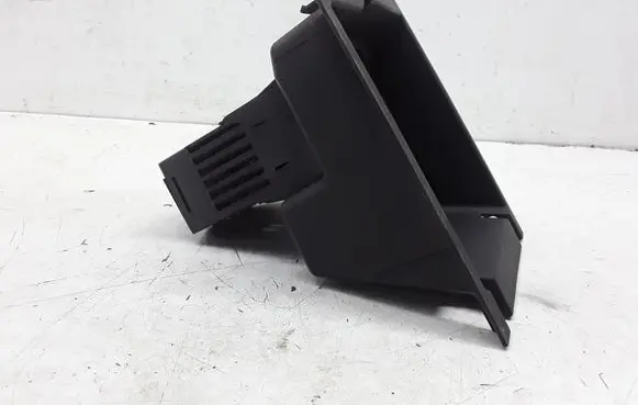 BMW X5 E53 Glove box central console 8402948