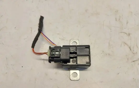 Mercedes-Benz GLA H247 Fuse A0009827425JLK01