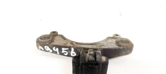 Skoda Octavia Mk1 (1U) Engine mount bracket