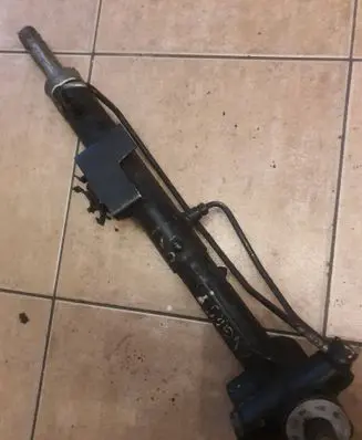 Volkswagen Golf III Steering rack 1h2422055 3c25a3
