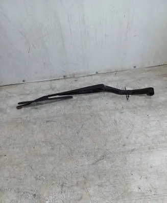Subaru Legacy Front wiper blade arm 35551