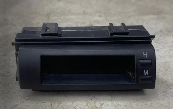 Toyota Prius (XW20) Clock 8391047040