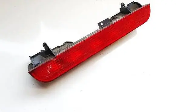 Nissan X-Trail T30 Third/center stoplight P1842