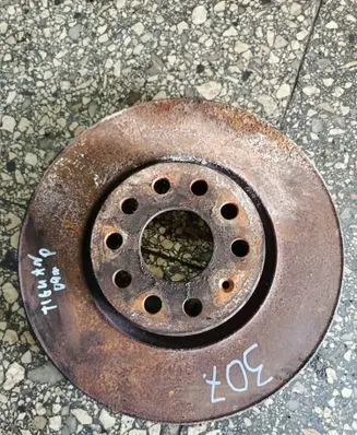 Volkswagen Tiguan Front brake disc