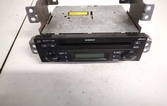 Nissan Note (E11) Radio/CD/DVD/GPS head unit 7645389318