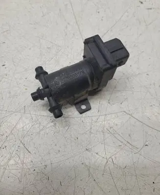 Mercedes-Benz E W210 Turbo solenoid valve 2028000178