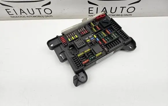 BMW X6 E71 Fuse module 6931687 693168703 518954020A