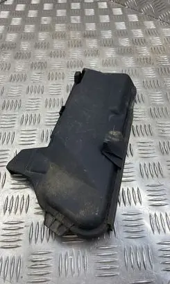 Mercedes-Benz E W211 Fuse box cover A2115400582
