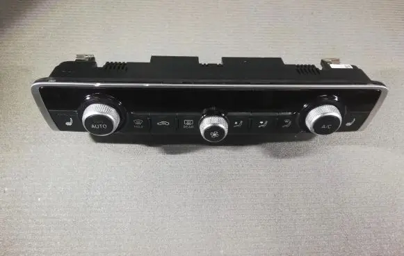 Audi A3 S3 8V Climate control unit 8V0820043AK