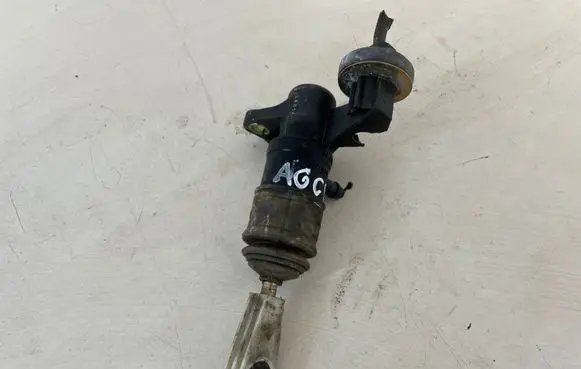 Audi A6 S6 C5 4B Clutch master cylinder 8E1721401