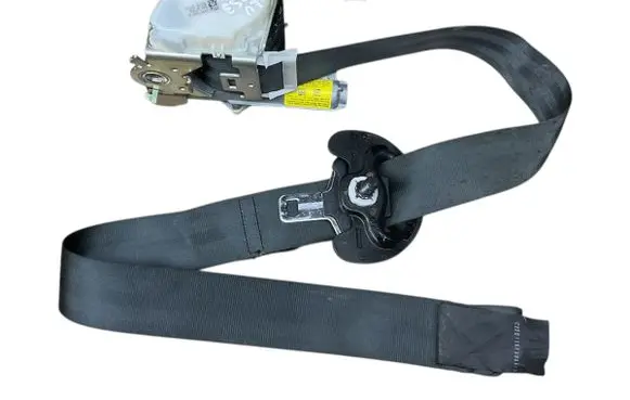 Citroen DS3 Front seatbelt 34150451 34157699A