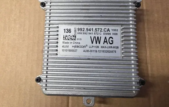 Volkswagen PASSAT B8 LED ballast control module 992941572CA