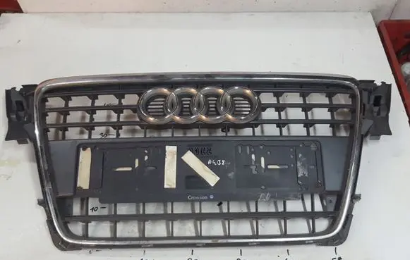Audi A4 S4 B8 8K Front bumper upper radiator grill 8K0853651