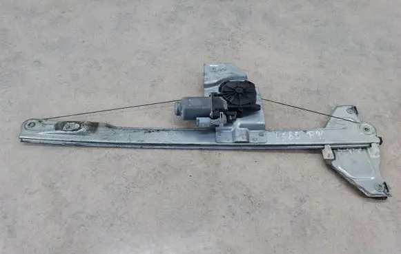 Peugeot Partner Front door window regulator with motor 9680557880