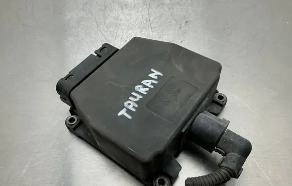 Volkswagen Touran I Turbo solenoid valve 6Q0906625E 400434G 021971921