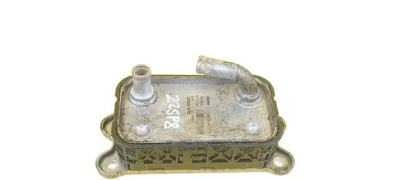 Volvo C30 Engine oil radiator 30774483 B5254T3