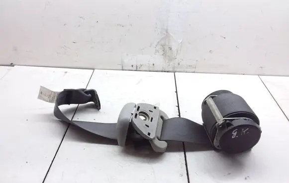 Toyota Hilux (AN10, AN20, AN30) Rear seatbelt 733600K050 48474DGB