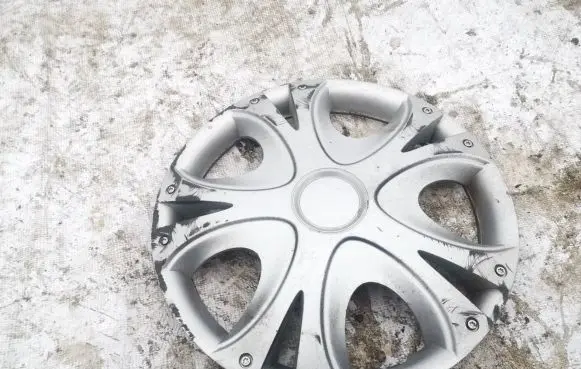 Renault Laguna I R14 wheel hub/cap/trim 