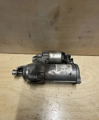 Audi A5 8T 8F Starter motor 06M911021