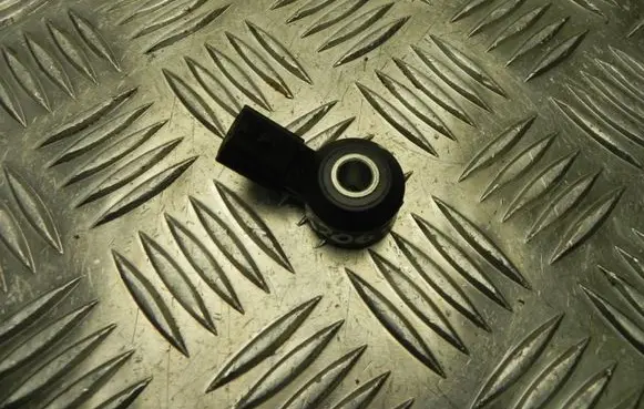 Detonation knock sensor