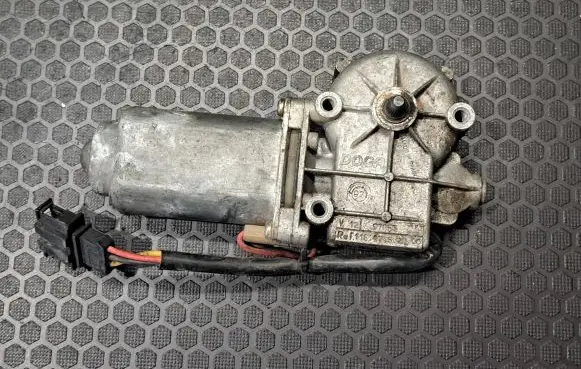 Volkswagen Caddy Rear window wiper motor 6K9955713