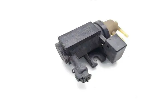Mercedes-Benz Sprinter W906 Vacuum valve A0061536628 70078202