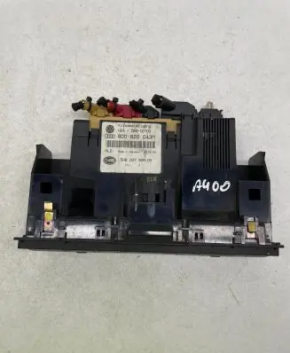 Audi A4 S4 B5 8D Climate control unit 8D0820043M 5HB00790805 D560000