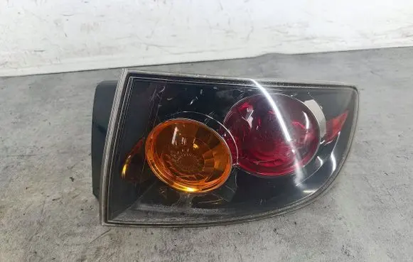 Mazda 3 I Rear/tail lights P2688STANLEY