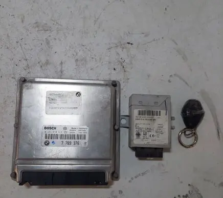 BMW 5 E39 Engine ECU kit and lock set 60837715 61356905667 7789376