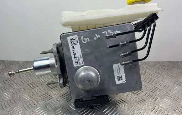 Jeep Grand Cherokee WL ABS Pump 68331267AI 68427142AC