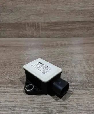 Audi A4 S4 B8 8K ESP acceleration yaw rate sensor 8k0907637a 0265005667