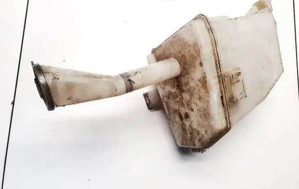 Windshield washer fluid reservoir/tank