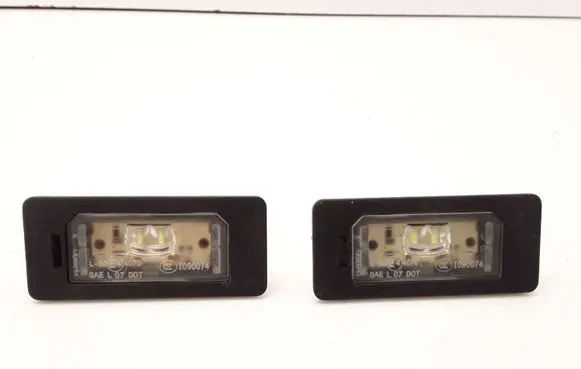 BMW 5 F10 F11 Number plate light 63267193293 7193293 E44070