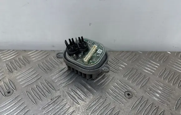 Audi A4 S4 B9 8W LED ballast control module 1305715395