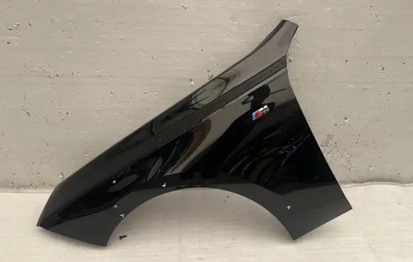 BMW 7 G70 Fender 475