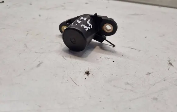 Mercedes-Benz CLS C219 Oil level sensor A0011531132