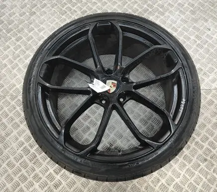 Porsche Cayenne (9Y0 9Y3) R22 alloy rim 