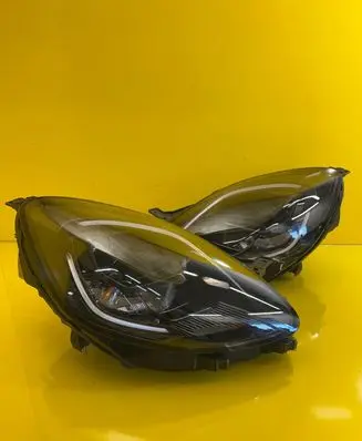 Ford Puma Headlight/headlamp