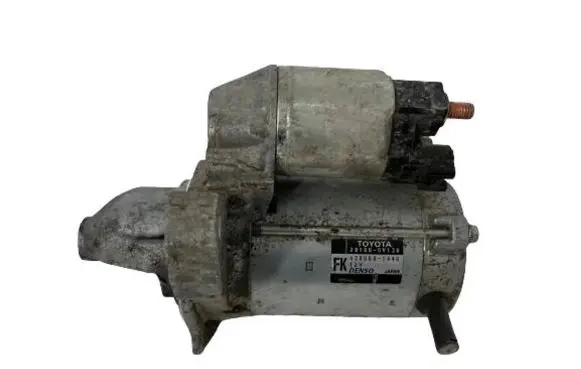 Toyota Yaris Starter motor 281000Y130