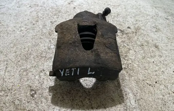 Skoda Yeti (5L) Front brake caliper